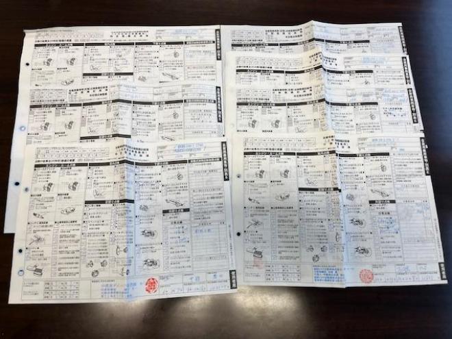 アルファードＳ　Ｃパッケージ　禁煙車　クレンツェ２０インチＡＷ　純正１８ＡＷ＋スタッドレスタイヤ付　ブリッツ車高調　ヴァレンティＬＥＤテール　アルパインビッグＸ１０インチナビ（フルセグ地デジ　Ｂｌｕｅｔｏｏｔｈ）＋バックカメラ　アルパイン製１２．８インチリアフリップダウンモニター　両側パワースライドドア　パワーバックドア　純正ハーフレザーシート　電動オットマン　ＬＥＤヘッドライト　ステアリングヒーター　フロントガラス熱線　エンジンスターター　ＥＴＣ 4WD 2500 5Dr