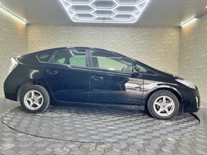 プリウス1.8L 5年保証 スマキー 寒冷地仕様 禁煙 車検整備2年付 修復歴無