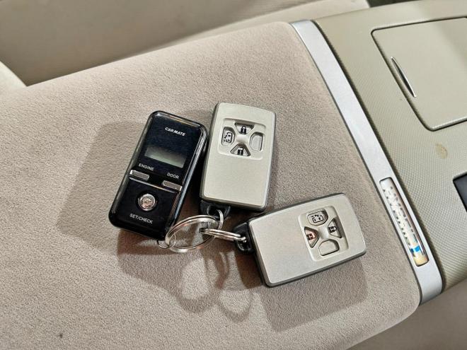 エスティマハイブリッドハイブリッド2.4X 4WD 5年保証 スマキー パワスラ ナビ Bカメ 後席モニタ ETC 寒冷地仕様 禁煙 車検整備2年付 修復歴無
