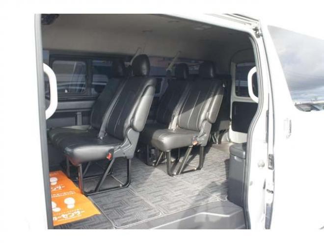 ハイエース2.7 GL ロング ミドルルーフ 4WD　リフトアップ仕様　415SAFARIフロントスポイラー　415COBRAバッドラッカーSD6　17インチAW　TOYOオープンカントリーA/T　215/60R17　後席リクライニング加工済　純正エンジンスターター　社外大型フリップダウン 2700