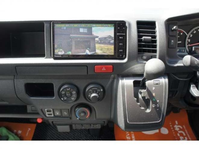 ハイエースバン2.8 DX ワイド スーパーロング ハイルーフ ディーゼルターボ 4WD　オグショー跳上2段ベッドキット 前後S-GLシート　スーリーサイドオーニング 415SAFARI Fスポイラー　ESSEX ENCB17インチAW　PARADA215/60R17　WEBASTO-FFヒーター　サブバッテリー&外部電源&走行充電 2800