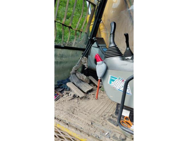 バックホーPC120-8 配管付