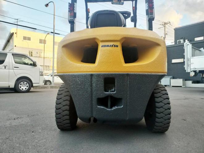 フォークリフトコマツ　中古　FD25T-17　ディーゼル　建機