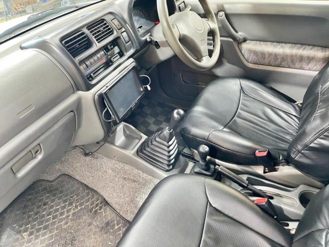 ジムニーXC 4WD 5年保証 MT ETC ナビ 下廻防錆 寒冷地仕様 禁煙 車検整備2年付 修復歴無