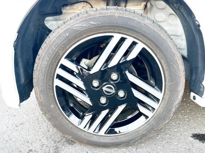 ルークス660ハイウェイスターX 4WD　ローンが不安な方＜優遇ローン＞寒冷地仕様　後期型　両側パワースライド　ナビ　フルセグTV 4WD