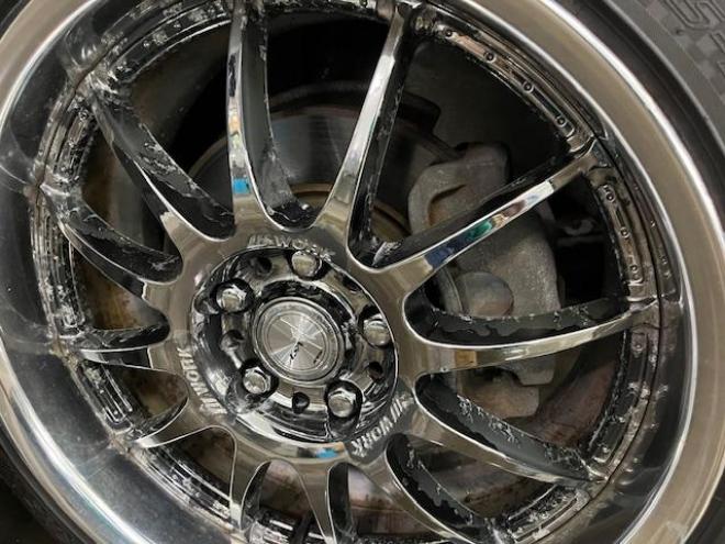 クラウンロイヤルサルーンｉ－ＦＯＵＲ　ナビパッケージ　ＷＡＫＯＳバリアスコーティング済　禁煙車　社外１８インチＡＷ　社外１６ＡＷ＋スタッドレスタイヤ付　純正ＨＤＤナビ（フルセグ地デジ　ＤＶＤ再生　ミュージックサーバー　Ｂｌｕｅｔｏｏｔｈ）＋バックカメラ　クルーズコントロール　ＰＵＳＨスタート　スマートキー　クルーズコントロール　両席パワーシート　ミラーヒーター　横滑り防止装置　タイミングチェーン車　ＨＩＤ　ＥＴＣ 4WD 2500 4Dr