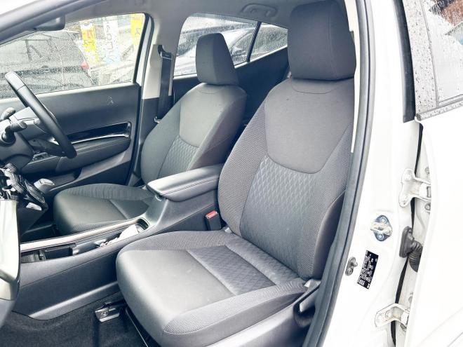 アクア1.5Z E-Four 4WD　ローンが不安な方＜優遇ローン＞本州仕入　モデリスタエアロ　10.5インチディスプレイオーディオ 4WD