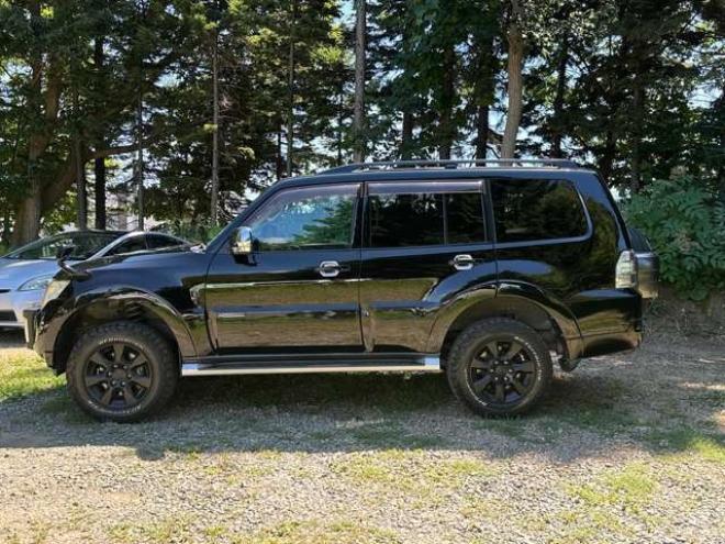 パジェロ3.2 ロング GR ディーゼルターボ 4WD　リフトアップ2インチ　10インチTVナビ　グッドリッチタイヤ　シートヒーター　ETC　エンジンスターター　純正アルミ　バックカメラ　キーレス　パワステ　パワーウィンドウ　ABS 3200