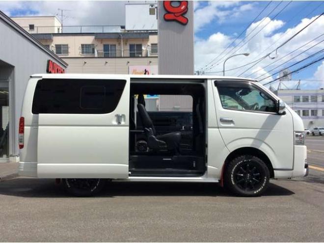 ハイエースバン2.8 スーパーGL ダークプライムII ロングボディ ディーゼルターボ 4WD　TRDバンパー&アルパインBIG-X11インチ　　リアヒーター&クーラー　プッシュスタート　スマートキー　　両側スライドドア　ドライブレコーダー　ETC　車線逸脱防止　横滑り防止装置　電動格納ミラー　ベッドキッド 2800