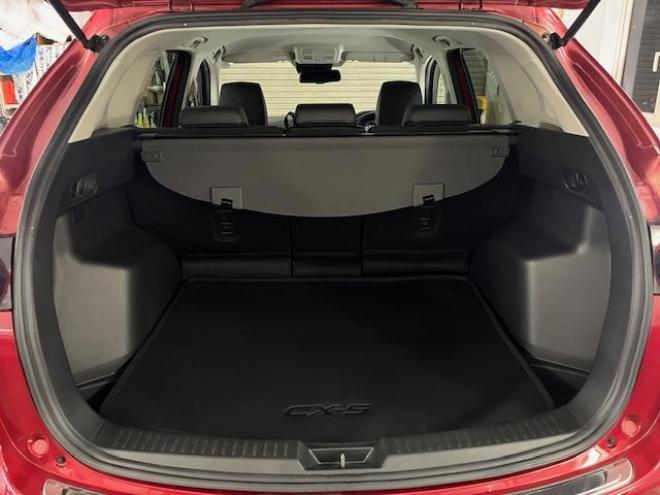 CX-5ＸＤ　Ｌパッケージ　本州仕入　ワンオーナー　寒冷地仕様　禁煙車　ＷＡＫＯＳバリアスコーティング済　スカイアクティブディーゼルターボ　純正１９インチＡＷ　社外１７ＡＷ＋スタッドレスタイヤ付　純正ナビ（フルセグ地デジ　ＤＶＤ再生　Ｂｌｕｅｔｏｏｔｈ）＋バックカメラ＆サイドカメラ　純正ブラックレザーシート　レーダークルーズコントロール　ブラインドスポット　車線逸脱警報　ＬＥＤヘッドライト　両席シートヒーター　アドバンスキー　横滑り防止装置　ＥＴＣ 4WD 2200 5Dr