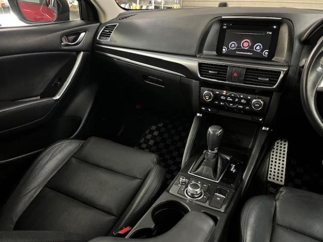 CX-5ＸＤ　Ｌパッケージ　本州仕入　ワンオーナー　寒冷地仕様　禁煙車　ＷＡＫＯＳバリアスコーティング済　スカイアクティブディーゼルターボ　純正１９インチＡＷ　社外１７ＡＷ＋スタッドレスタイヤ付　純正ナビ（フルセグ地デジ　ＤＶＤ再生　Ｂｌｕｅｔｏｏｔｈ）＋バックカメラ＆サイドカメラ　純正ブラックレザーシート　レーダークルーズコントロール　ブラインドスポット　車線逸脱警報　ＬＥＤヘッドライト　両席シートヒーター　アドバンスキー　横滑り防止装置　ＥＴＣ 4WD 2200 5Dr