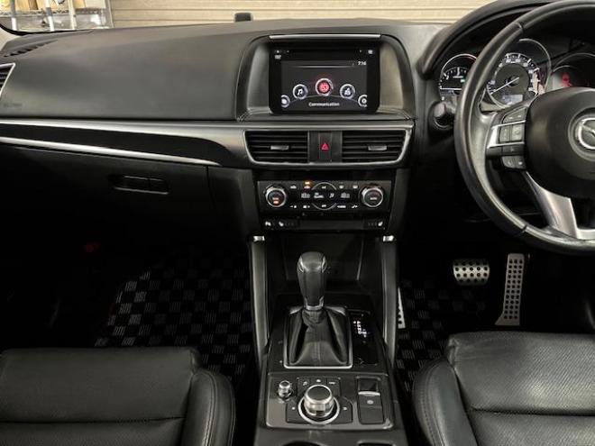 CX-5ＸＤ　Ｌパッケージ　本州仕入　ワンオーナー　寒冷地仕様　禁煙車　ＷＡＫＯＳバリアスコーティング済　スカイアクティブディーゼルターボ　純正１９インチＡＷ　社外１７ＡＷ＋スタッドレスタイヤ付　純正ナビ（フルセグ地デジ　ＤＶＤ再生　Ｂｌｕｅｔｏｏｔｈ）＋バックカメラ＆サイドカメラ　純正ブラックレザーシート　レーダークルーズコントロール　ブラインドスポット　車線逸脱警報　ＬＥＤヘッドライト　両席シートヒーター　アドバンスキー　横滑り防止装置　ＥＴＣ 4WD 2200 5Dr