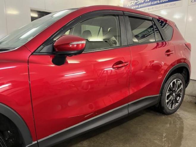 CX-5ＸＤ　Ｌパッケージ　本州仕入　ワンオーナー　寒冷地仕様　禁煙車　ＷＡＫＯＳバリアスコーティング済　スカイアクティブディーゼルターボ　純正１９インチＡＷ　社外１７ＡＷ＋スタッドレスタイヤ付　純正ナビ（フルセグ地デジ　ＤＶＤ再生　Ｂｌｕｅｔｏｏｔｈ）＋バックカメラ＆サイドカメラ　純正ブラックレザーシート　レーダークルーズコントロール　ブラインドスポット　車線逸脱警報　ＬＥＤヘッドライト　両席シートヒーター　アドバンスキー　横滑り防止装置　ＥＴＣ 4WD 2200 5Dr
