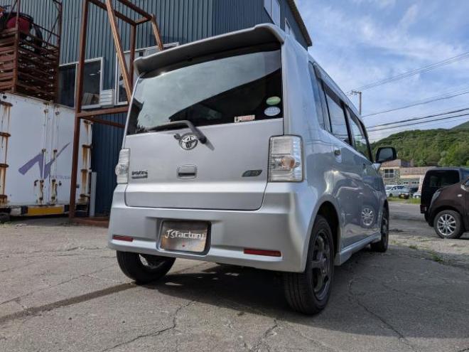 ピクシススペース(ムーヴコンテOEM)エコアイドル☆ 4WD 660 5Dr