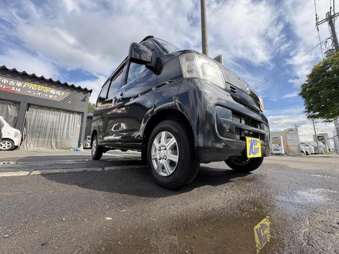 ハイゼットHIJET CARGO 4WD CRUSE HIGH ROOF　錆の少ない本州仕入　人気のビジネスパッケージ　　キーレス　Bluetoothフルセグナビ　電動格納　ETC　バイザー　アルミ　エンジンオイル交換　ATF交 4WD 660 5Dr