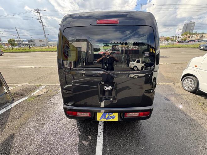ハイゼットHIJET CARGO 4WD CRUSE HIGH ROOF　錆の少ない本州仕入　人気のビジネスパッケージ　　キーレス　Bluetoothフルセグナビ　電動格納　ETC　バイザー　アルミ　エンジンオイル交換　ATF交 4WD 660 5Dr