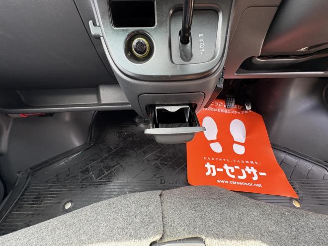 ハイゼットHIJET CARGO 4WD CRUSE HIGH ROOF　錆の少ない本州仕入　人気のビジネスパッケージ　　キーレス　Bluetoothフルセグナビ　電動格納　ETC　バイザー　アルミ　エンジンオイル交換　ATF交 4WD 660 5Dr
