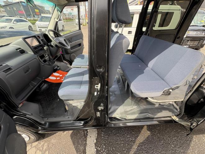ハイゼットHIJET CARGO 4WD CRUSE HIGH ROOF　錆の少ない本州仕入　人気のビジネスパッケージ　　キーレス　Bluetoothフルセグナビ　電動格納　ETC　バイザー　アルミ　エンジンオイル交換　ATF交 4WD 660 5Dr