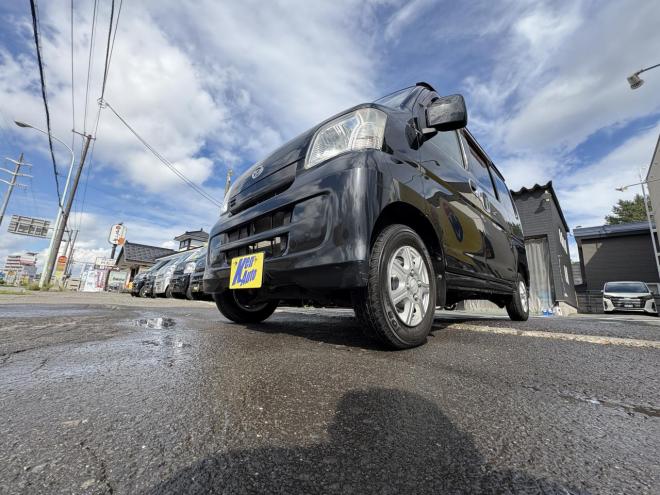 ハイゼットHIJET CARGO 4WD CRUSE HIGH ROOF　錆の少ない本州仕入　人気のビジネスパッケージ　　キーレス　Bluetoothフルセグナビ　電動格納　ETC　バイザー　アルミ　エンジンオイル交換　ATF交 4WD 660 5Dr