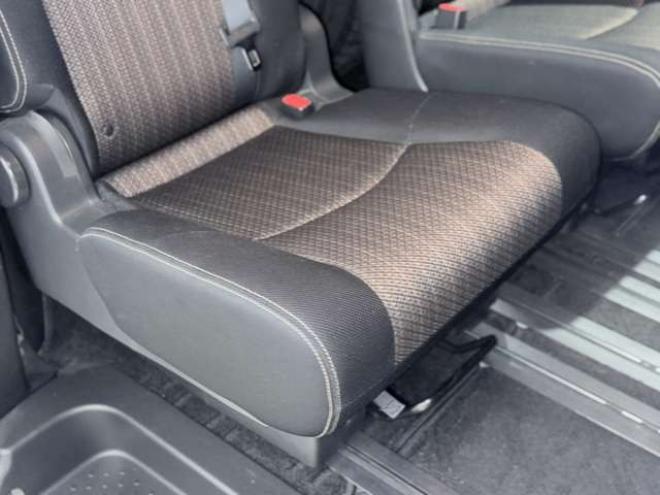 セレナ2.0 ハイウェイスター Vセレクション+Safety 4WD　下廻防錆TVナビBカメETC 2000