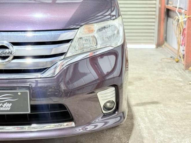 セレナ2.0 ハイウェイスター 4WD　下廻防錆TVナビBカメ後席モニタドラレコ 2000