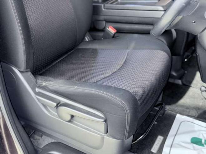 セレナ2.0 ハイウェイスター 4WD　下廻防錆TVナビBカメ後席モニタドラレコ 2000