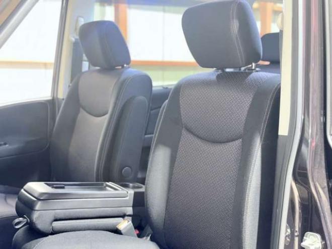 セレナ2.0 ハイウェイスター 4WD　下廻防錆TVナビBカメ後席モニタドラレコ 2000