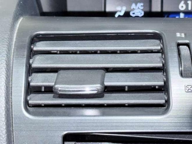 インプレッサスポーツ 2.0 i アイサイト 4WD　下廻防錆TVナビ 2000