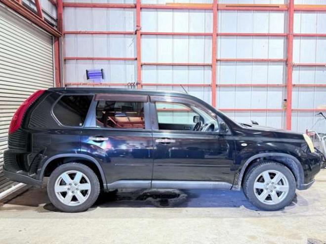 エクストレイル2.0 20X 4WD　下廻防錆TVナビETC 2000
