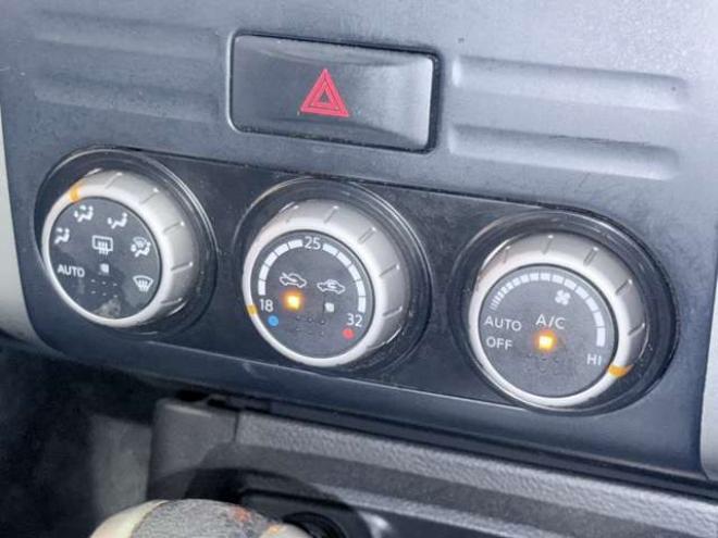 エクストレイル2.0 20X 4WD　下廻防錆TVナビETC 2000