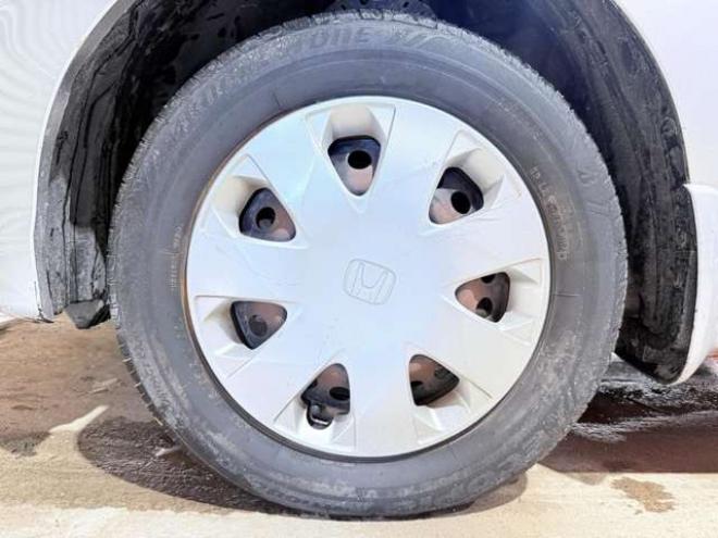 フリード1.5 フレックス Fパッケージ 4WD　下廻防錆TVナビBカメドラレコETC 1500