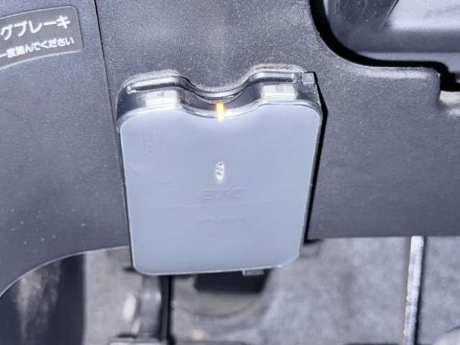 フリード1.5 フレックス Fパッケージ 4WD　下廻防錆TVナビBカメドラレコETC 1500