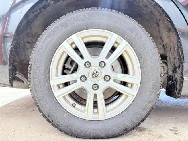 ステップワゴン2.0 G コンフォート セレクション 4WD　下廻防錆TVナビBカメ 2000