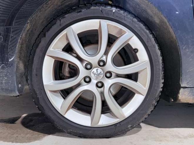 プジョー508SW　アリュール　下廻防錆TVナビETC 正規輸入車 2WD 1600