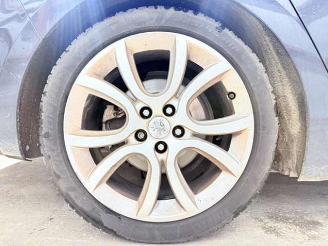 プジョー508SW　アリュール　下廻防錆TVナビETC 正規輸入車 2WD 1600