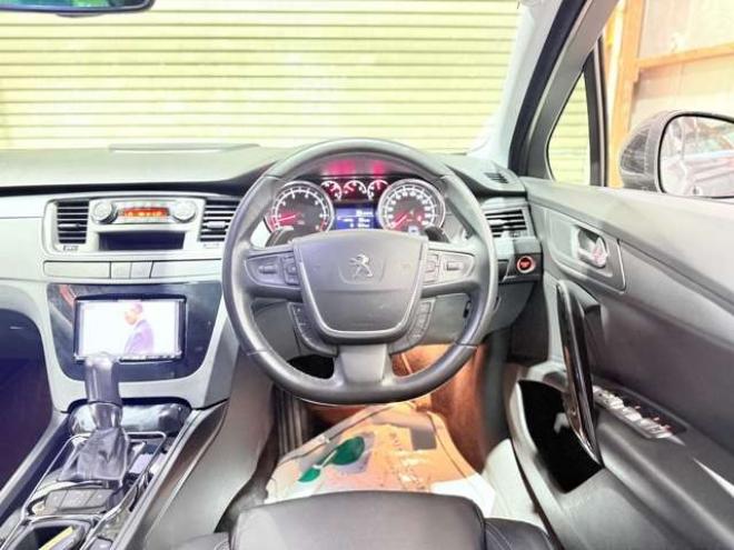 プジョー508SW　アリュール　下廻防錆TVナビETC 正規輸入車 2WD 1600