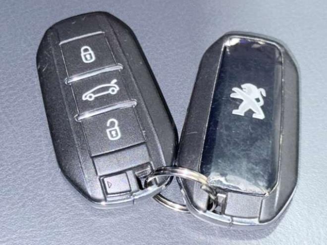 プジョー508SW　アリュール　下廻防錆TVナビETC 正規輸入車 2WD 1600