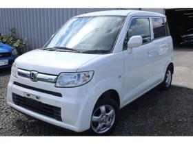 ゼスト　D 4WD　スマートキー・走行2.1万キロ 660