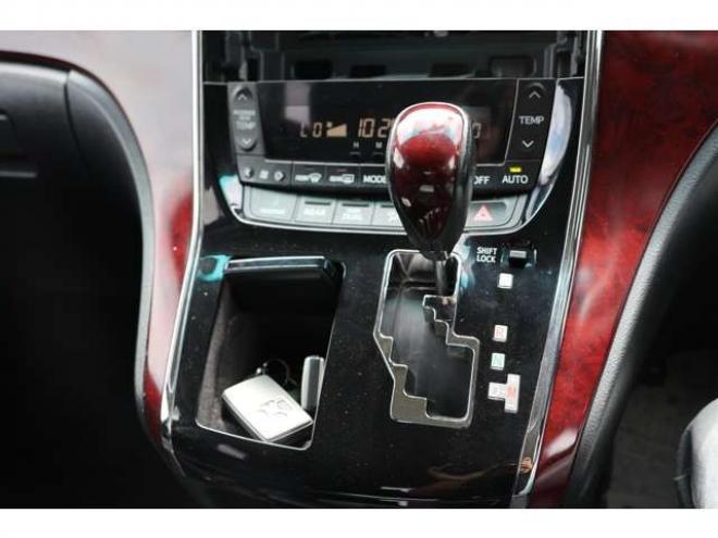 ヴェルファイア2.4 Z 4WD　検2年　社外マフラー　自社　ローンカノウ 2400