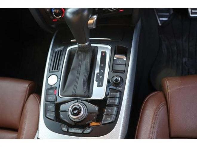アウディA5 3.2 FSI クワトロ 4WD　検R8/10　自社　ローンカノウ　パドルシフト 正規輸入車 3200