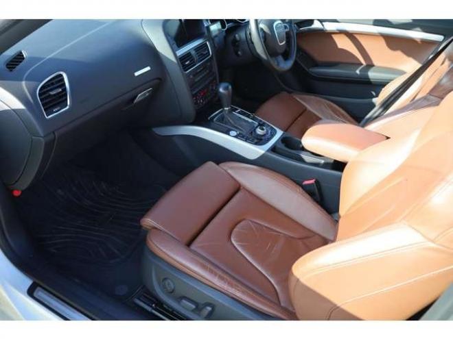 アウディA5 3.2 FSI クワトロ 4WD　検R8/10　自社　ローンカノウ　パドルシフト 正規輸入車 3200