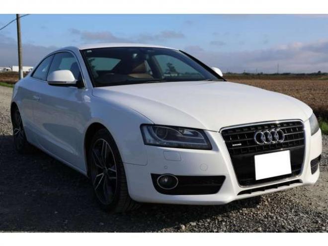 アウディA5 3.2 FSI クワトロ 4WD　検R8/10　自社　ローンカノウ　パドルシフト 正規輸入車 3200