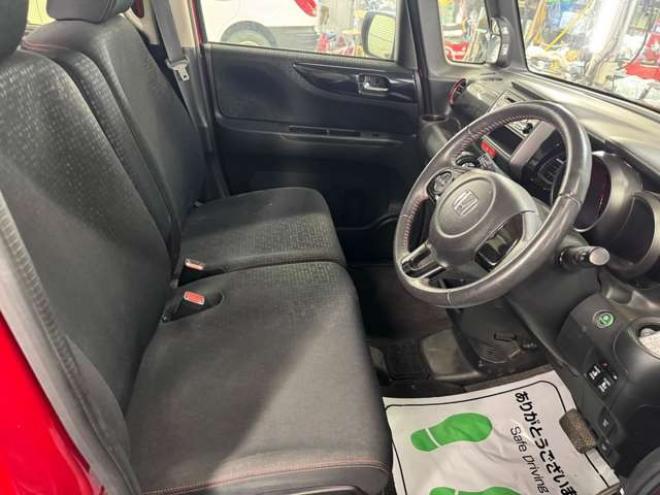 N-BOXカスタムG Lパッケージ 2トーンカラースタイル 4WD　夏冬タイヤ　両側Pスライド 660