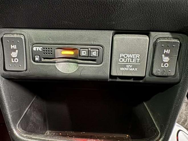 N-BOXカスタムG Lパッケージ 2トーンカラースタイル 4WD　夏冬タイヤ　両側Pスライド 660