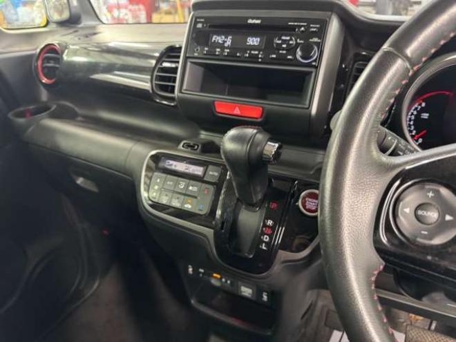 N-BOXカスタムG Lパッケージ 2トーンカラースタイル 4WD　夏冬タイヤ　両側Pスライド 660