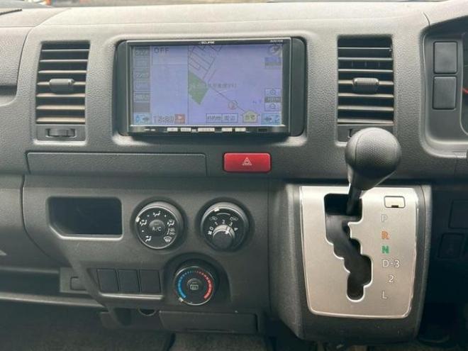 ハイエースバン　ドライブレコーダー　ナビ　ＴＶ　両側スライドドア　ＡＴ　ＣＤ　ＵＳＢ　エアコン　パワーウィンドウ　運転席エアバッグ 4WD 3000(D) 5Dr