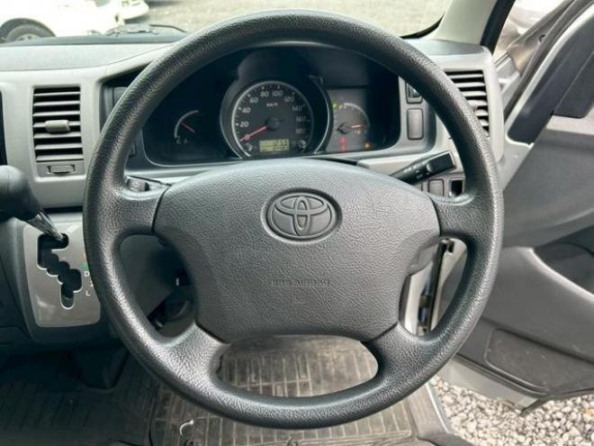 ハイエースワゴン 　キャンピングカー　ＥＴＣ　ナビ　スライドドア　ＡＴ　アルミホイール　エアコン　パワーウィンドウ　運転席エアバッグ 4WD 2700 4Dr