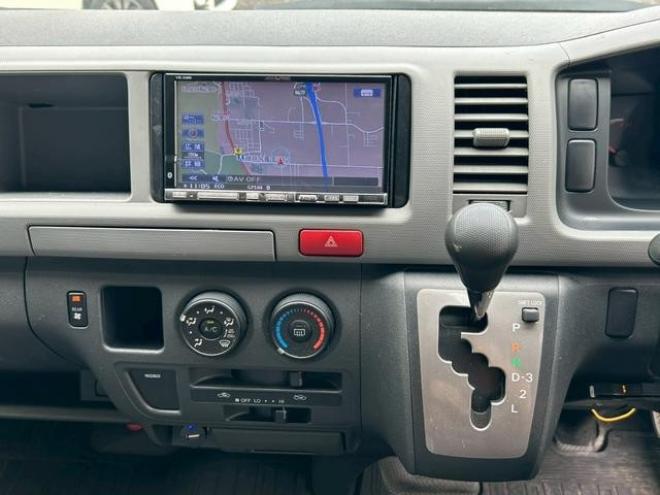 ハイエースワゴン 　キャンピングカー　ＥＴＣ　ナビ　スライドドア　ＡＴ　アルミホイール　エアコン　パワーウィンドウ　運転席エアバッグ 4WD 2700 4Dr