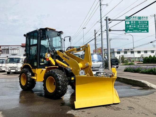 ホイールローダコマツ　未使用　WA50-8　マルチプラウ仕様