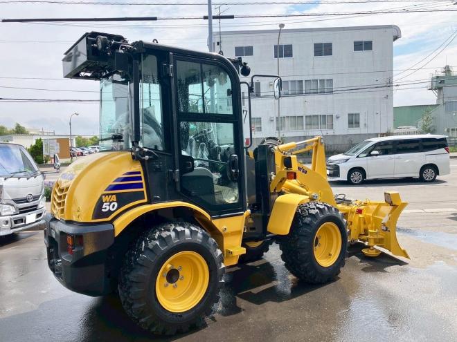 ホイールローダコマツ　未使用　WA50-8　マルチプラウ仕様